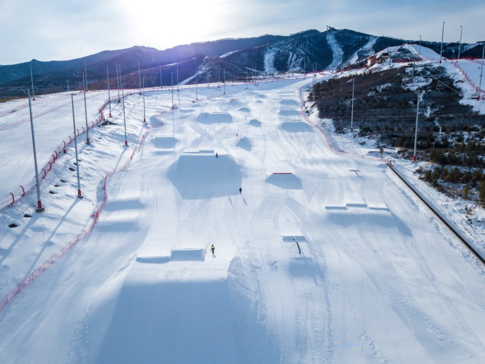 富龙滑雪场